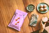 UPM_doughnut_holes_lifestyle_2 1