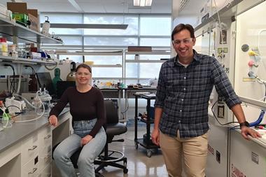 Karina_and_Leander_in_the_lab_1100p