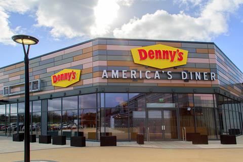 Swansea,,Uk:,March,08,,2018:,The,First,Denny's,American,Diner
