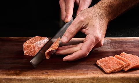 Wanda Fish by photographer Noam Preisman 3