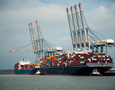 Tilbury,Docks,,River,Thames,River,,London/united,Kingdom,?,Month,Day