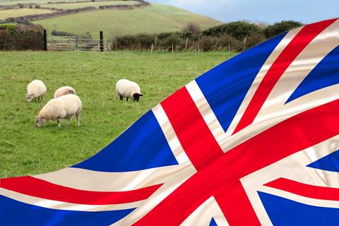 England,Silk,National,Flag,Waving,Soft,Folds,In,The,Wind,