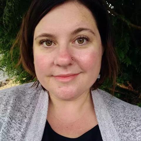 Dr Lucy Wallace headshot