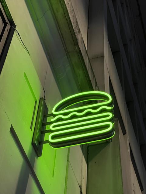 Neon,Green,Shake,Shack,Logo,In,Uk,Oxford,Street.